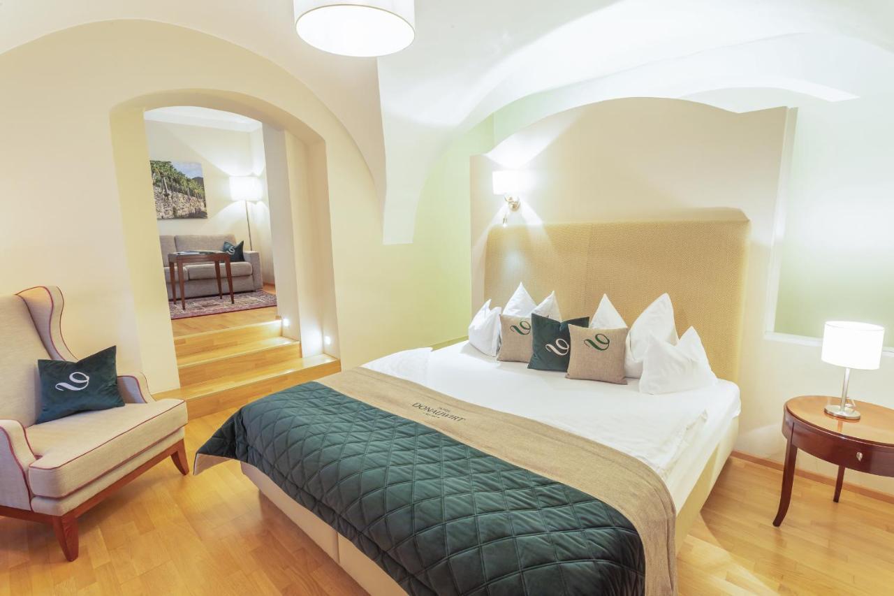 וויסנקירשן אין דר וואכאו Donauwirt - Hotel Garni מראה חיצוני תמונה