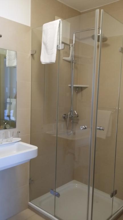 וויסנקירשן אין דר וואכאו Donauwirt - Hotel Garni מראה חיצוני תמונה